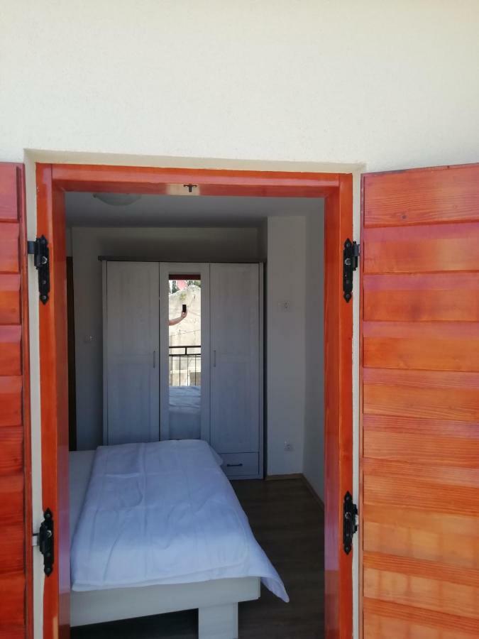 Ana Apartment Sveti Filip i Jakov Luaran gambar