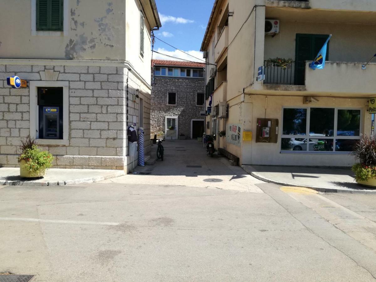 Ana Apartment Sveti Filip i Jakov Luaran gambar