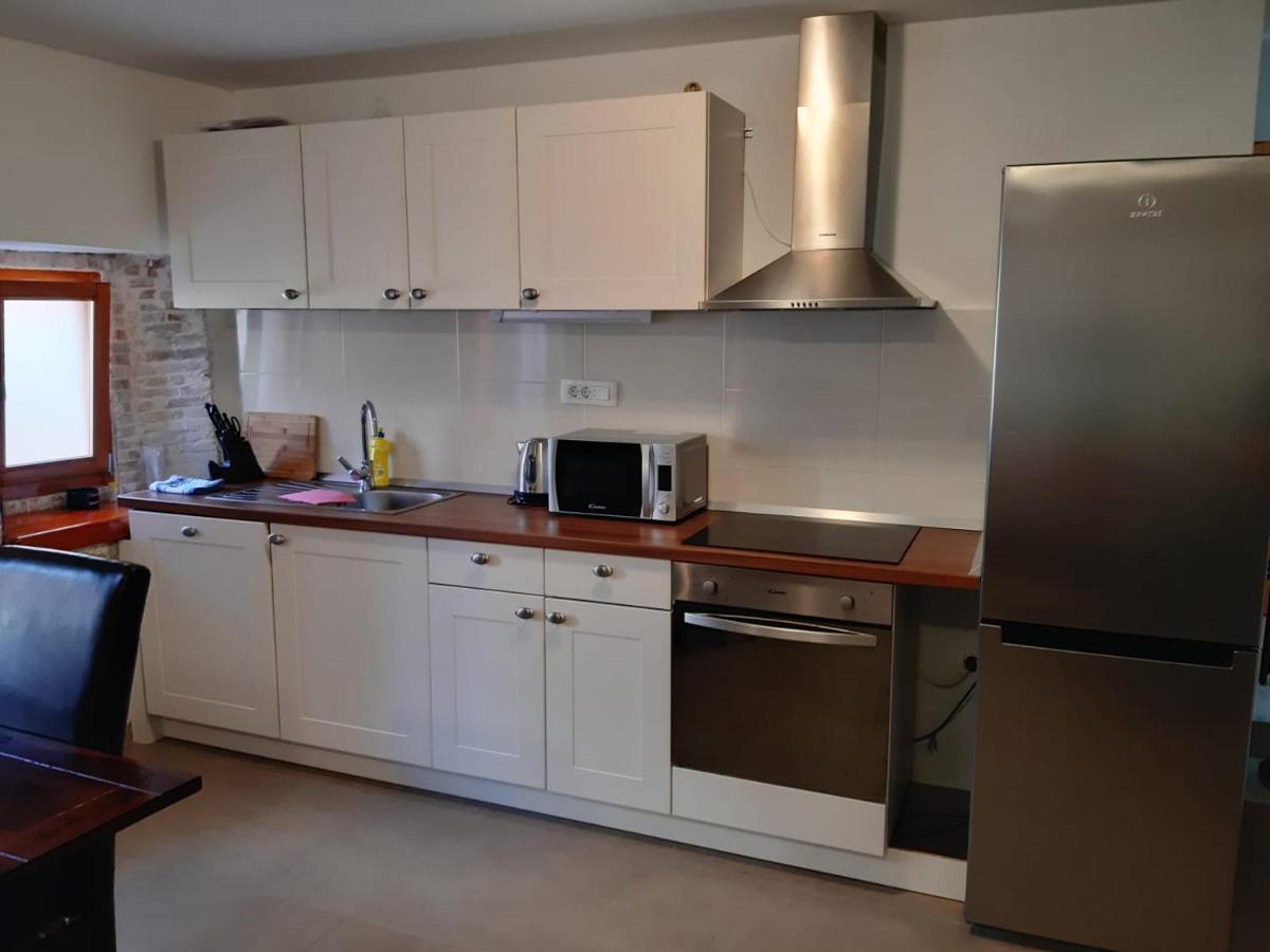 Ana Apartment Sveti Filip i Jakov Luaran gambar